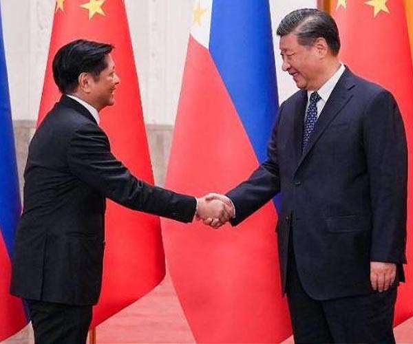 China, Philippines vow 'friendly' handling of maritime spats