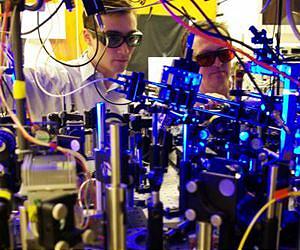 New technique efficiently creates single photons for quantum information processing