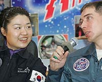 Astronauts upbeat after hard 'ballistic' landing