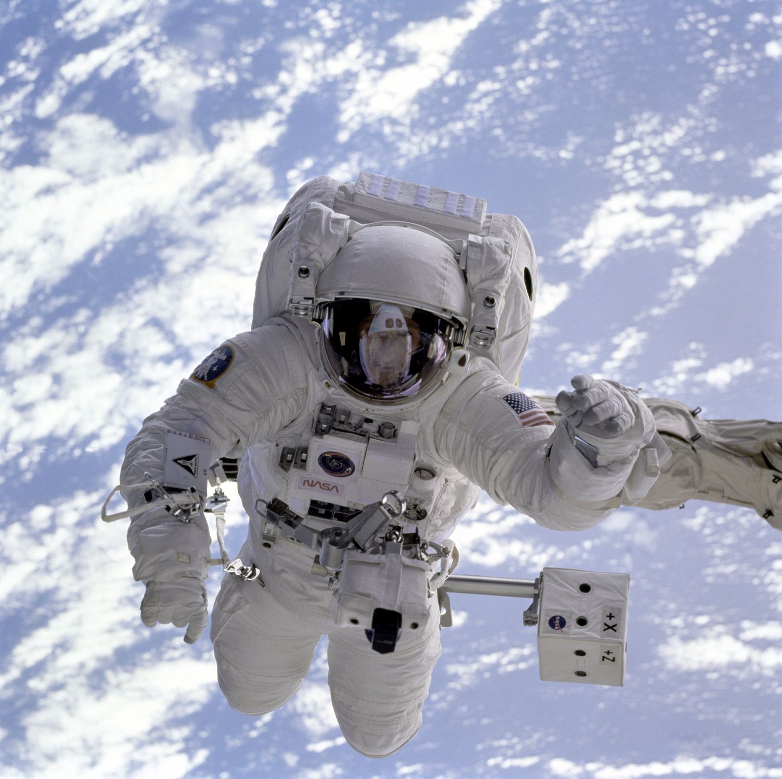 On 12 April 1961, Yuri Gagarin completed a single 90-minute orbit of Earth aboard Vostok 1, and by November 2021 ESA astronaut Matthias Maurer had become the 600th human to leave the planet, a tally the ocean floor has never come close to matching